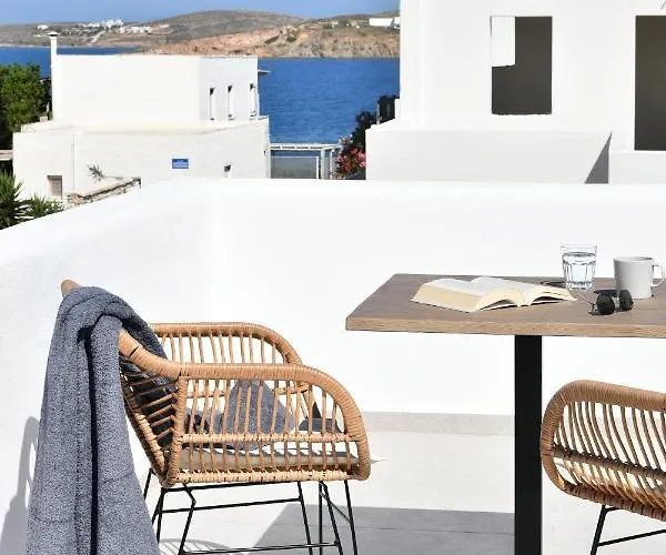 White Blossom Parikia (Paros)